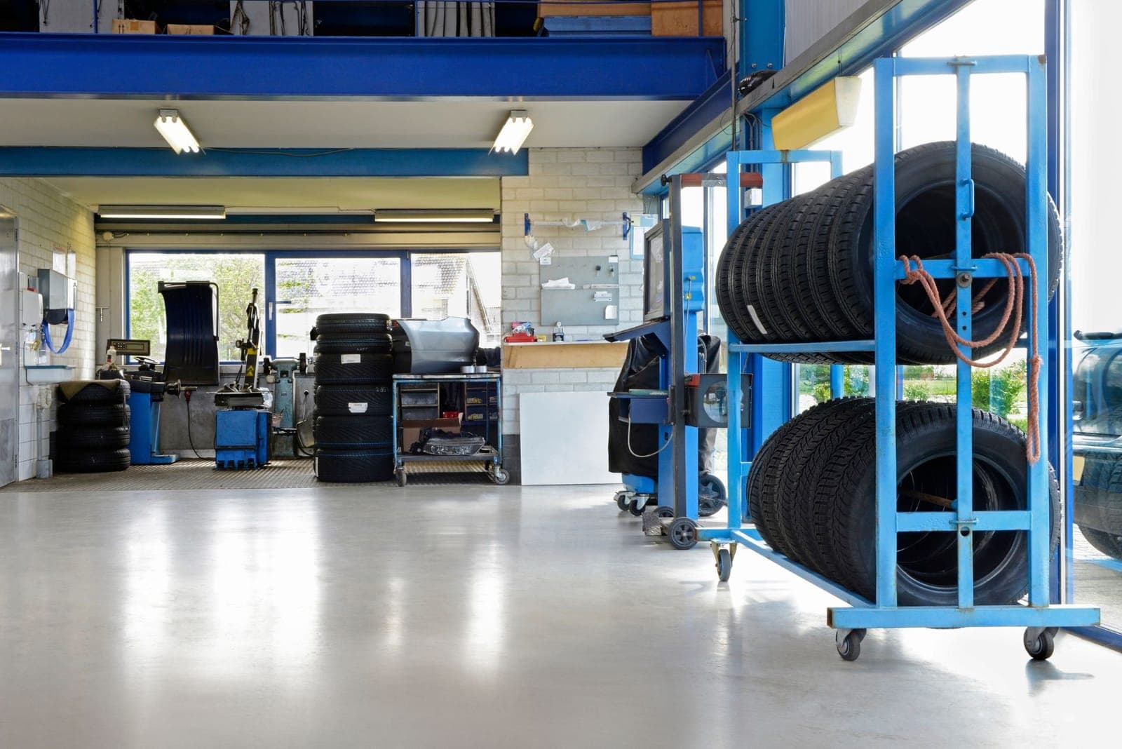 Auto Dealerships & Service Centers