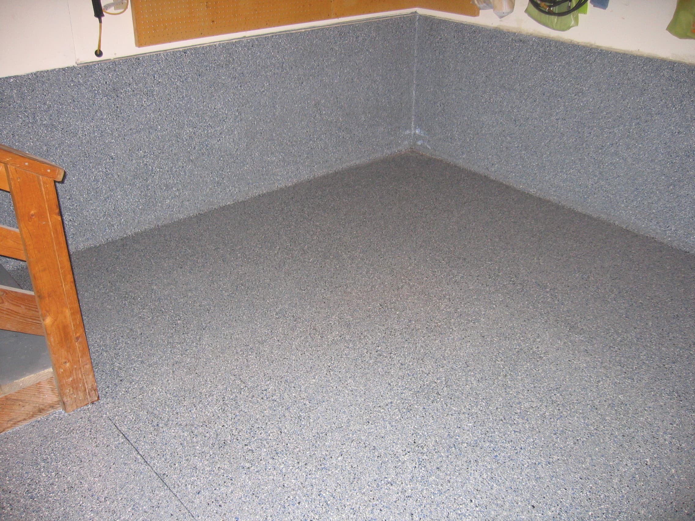 Colored Quartz with Recycled Glass (System 315)